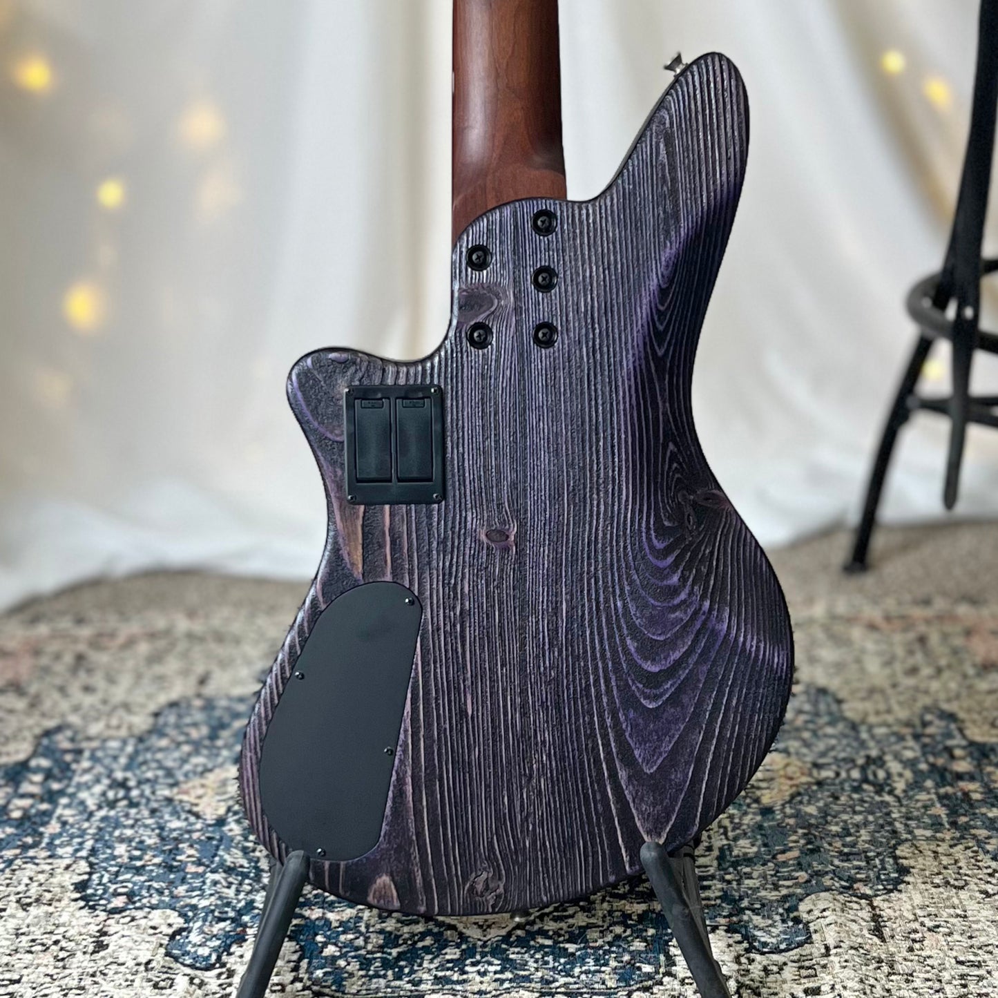 Modern Series Jax 4-32 32-Inch Medium-Scale Bass in Grape with EMG 40PCS Neck and 40PA Bridge Pickups and EMG BTS Active Electronics - 2D102007 - Back Square