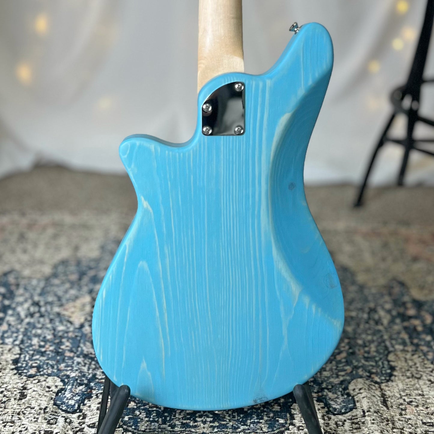 O Series Shelby P 30-Inch Medium-Scale Bass in Velma Blue with Tonerider Classic P Pickup and V-T Electronics - 2D105004 - Back Square