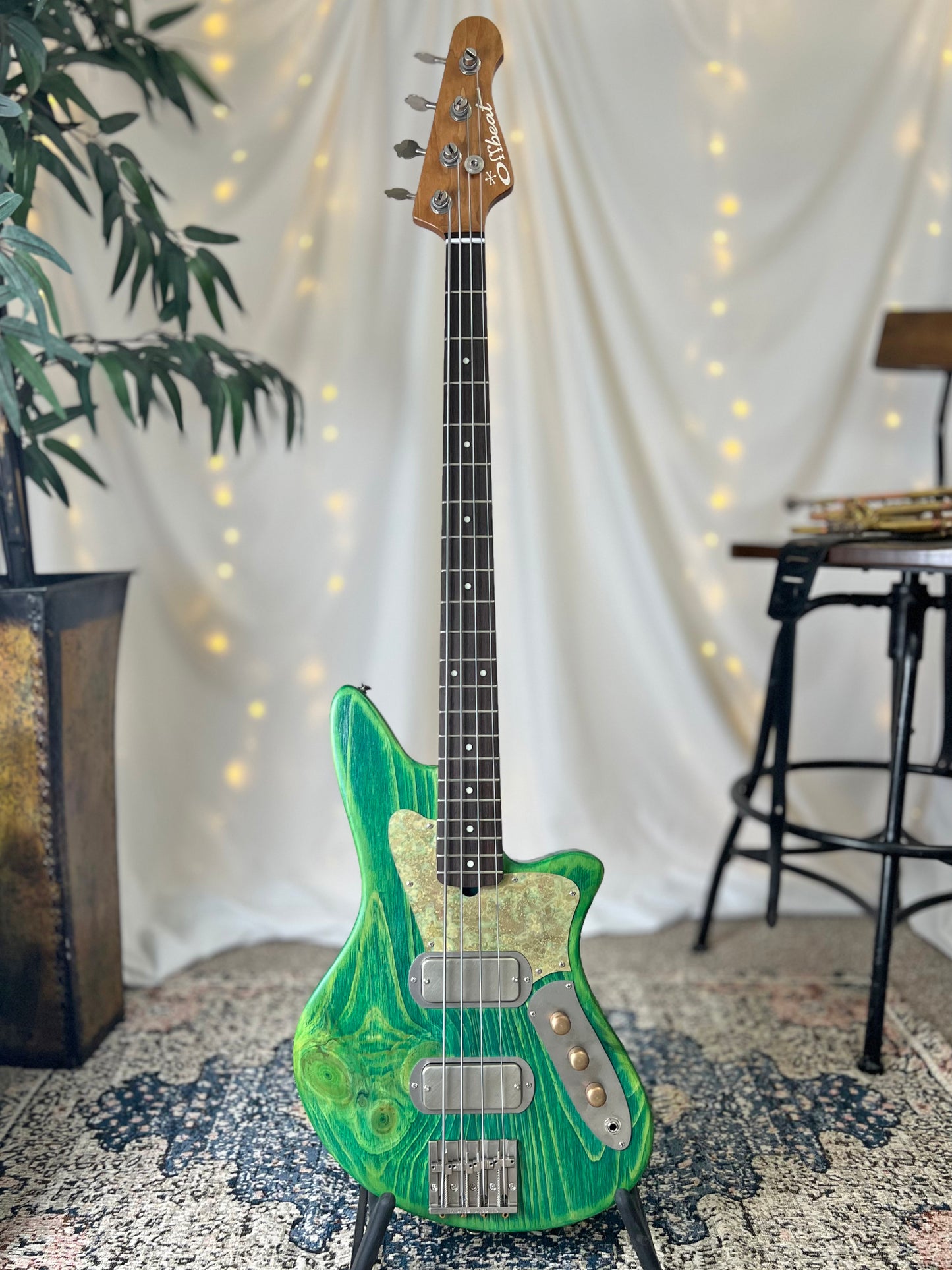Traditional Jacqueline TB2-34 34-Inch Long-Scale Bass in Get Lucky Green with Fralin Custom Big Single T-Bird Pickup Set (Passive) and V-V-T Electronics (Passive) - 2E012002 - Front Full