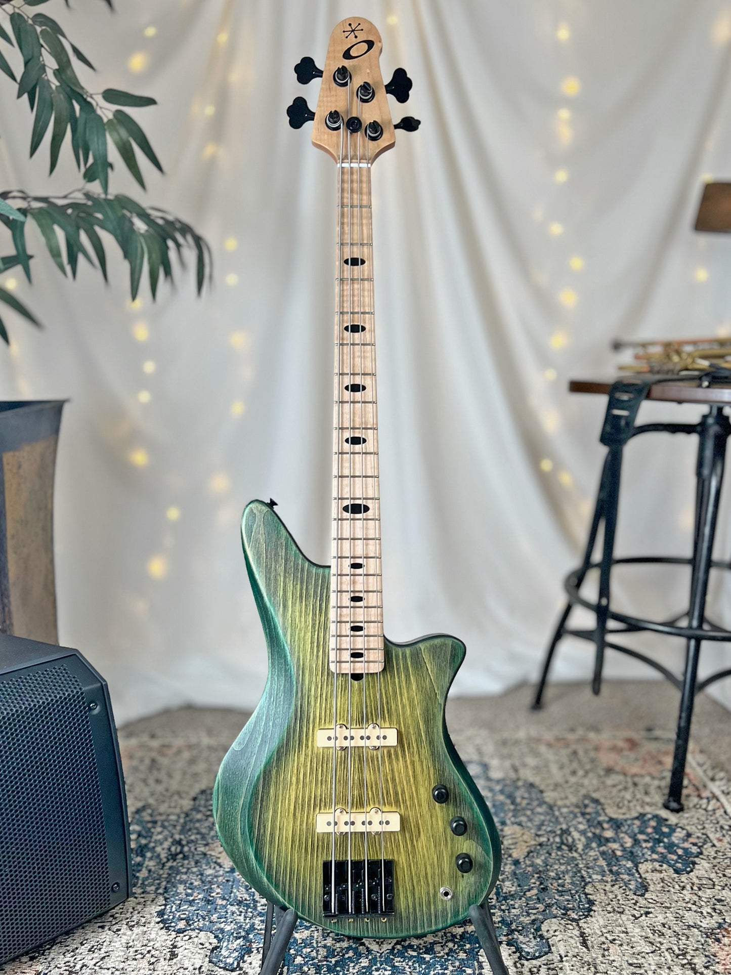 Jacqueline J2-32 32-Inch Medium-Scale Bass in Dragonskin with Fralin Jazz Bass (Passive) Pickup Set and V-V-T (Passive) Electronics, PLEK Setup