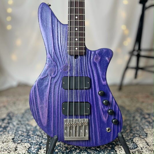 Jax 4 Medium-Scale Bass in Jelly with EMG TBPCSX (neck)/TBPAX (bridge) (Active) Pickups and V/V/BTS (Active) Electronics - Front Square