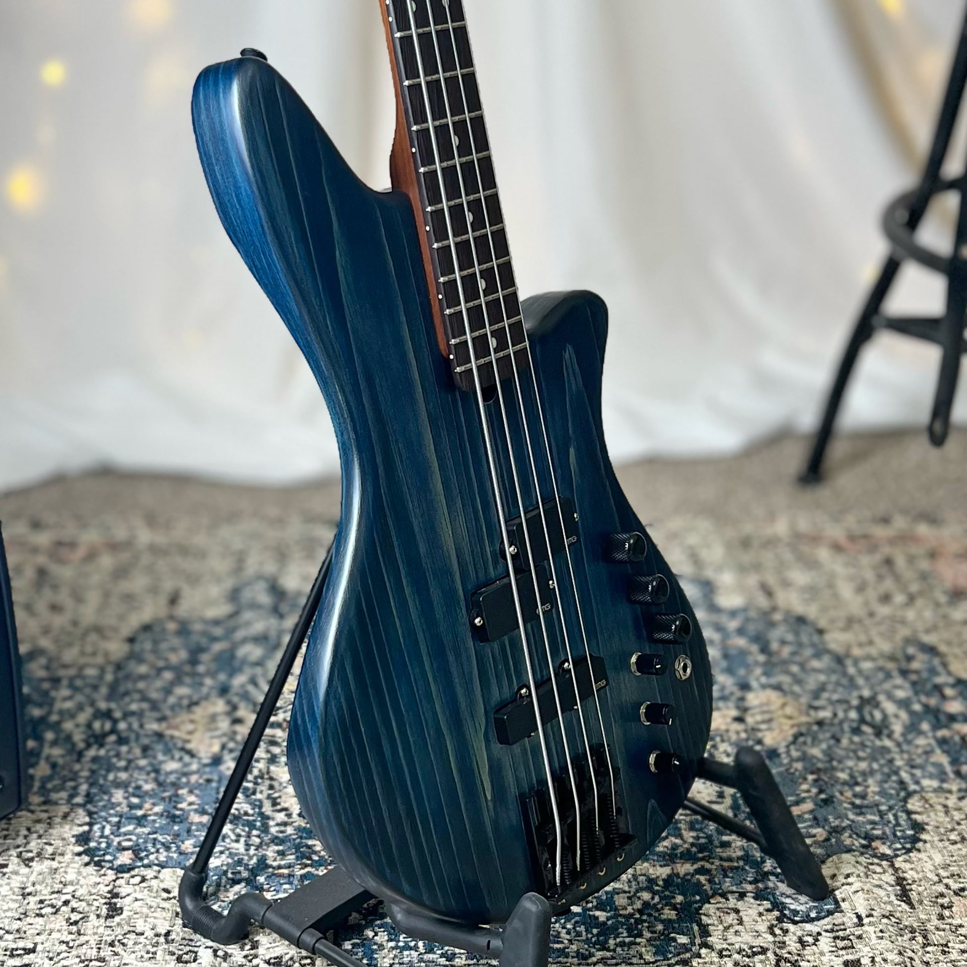 Modern Series Jacqueline RPJ-34 34-Inch Long-Scale Bass in Midnight Glow with EMG PCS/JA Pickup Set (Active) and EMG V/B/T Electronics with B64EQ 3-Band Preamp (Active - 18v) - 2E042004 - 75