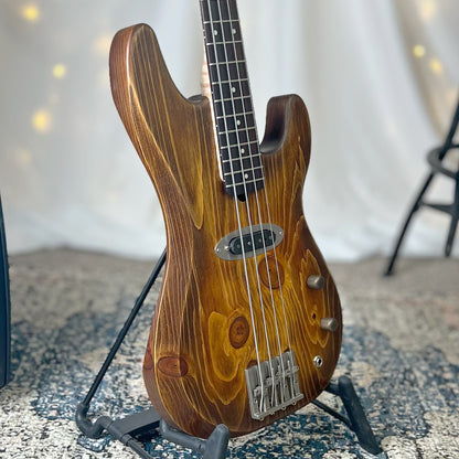Pamela S-32 32-Inch Medium-Scale Bass in Toasted Caramel with Fralin Split 51 P Bass (Passive) Pickup and V-T (Passive) Electronics