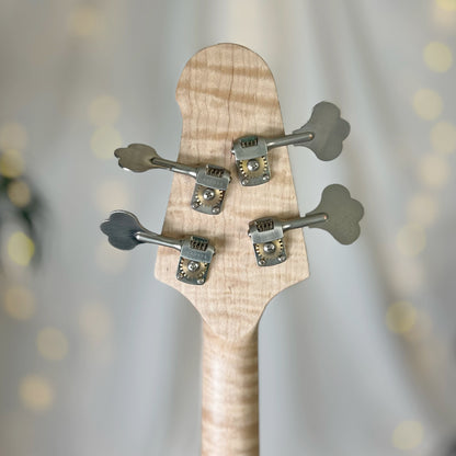 Pamela S-32 32-Inch Medium-Scale Bass in Toasted Caramel with Fralin Split 51 P Bass (Passive) Pickup and V-T (Passive) Electronics