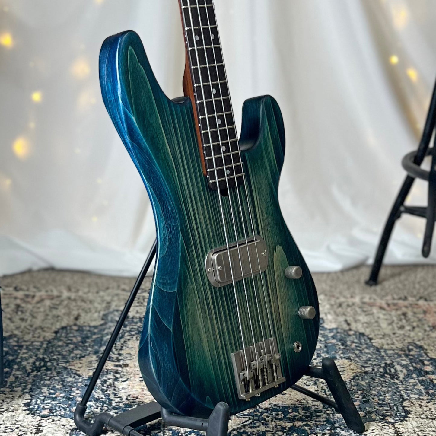 Pamela TB-32 32-Inch Medium-Scale Bass in Ocean Forest with a Fralin Custom Big Single T-Bird (Passive) Pickup and V-T (Passive) Electronics - 2E072005 - 75 View