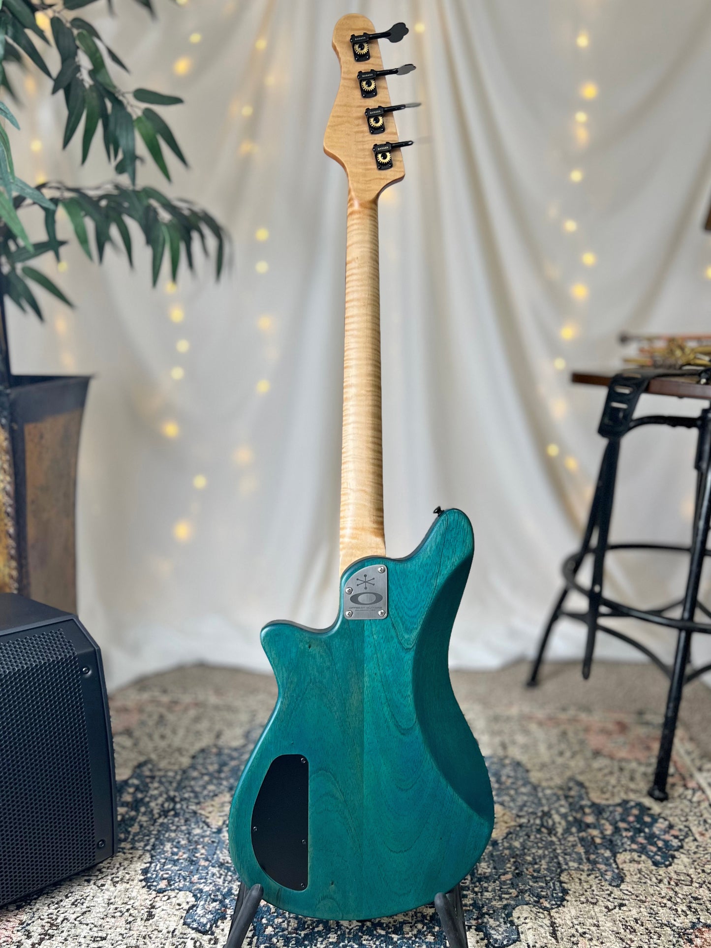 Carved Top Shelby P 30-Inch Short-Scale Bass in Turquoise with Nordstrand NP4 A3 Pickup (Passive) and V-T Electronics (Passive)