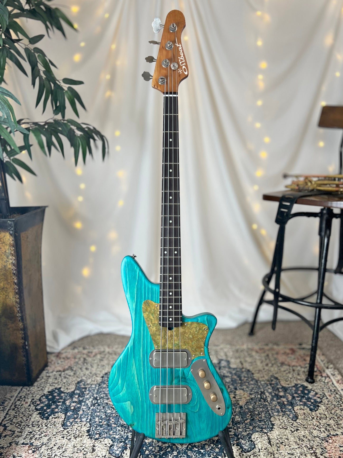 Traditional Series Jacqueline TB2-34 34-Inch Long-Scale Bass in Bahama Skies with Fralin Custom Big Single T-Bird Pickup Set (Passive) and V/V/T (Passive) Electronics - Front Full