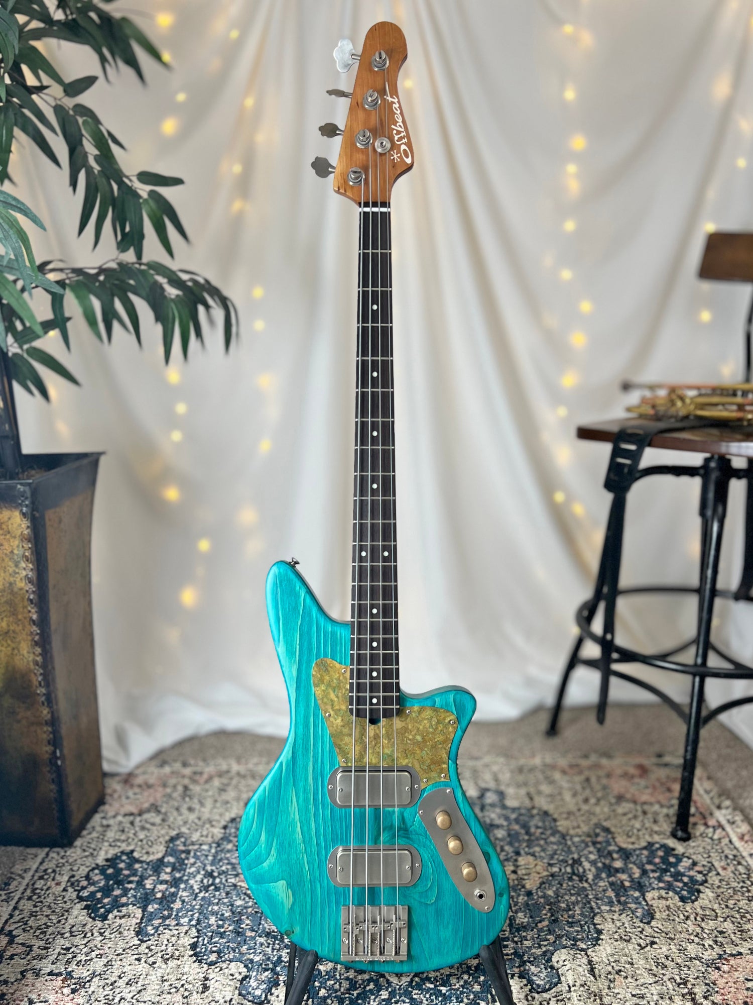 Traditional Series Jacqueline TB2-34 34-Inch Long-Scale Bass in Bahama Skies with Fralin Custom Big Single T-Bird Pickup Set (Passive) and V/V/T (Passive) Electronics - Front Full