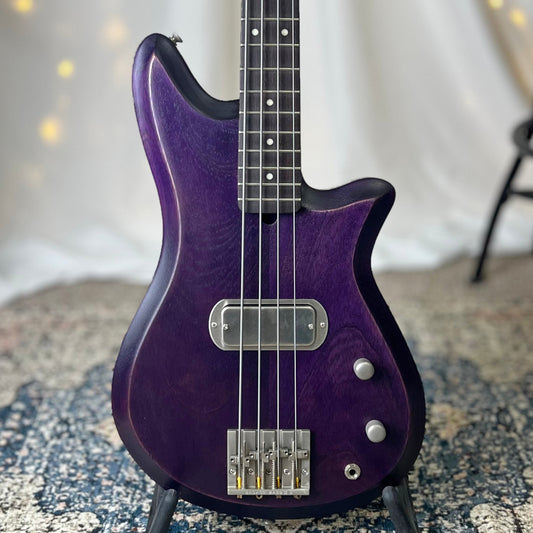 Offbeat Guitars Carved Top Traditional Series Shelby P 30-Inch Short-Scale Bass in Purple on Spanish Cedar with Fralin Custom Big Single T-Bird Pickup - 2E072003 - Front Square