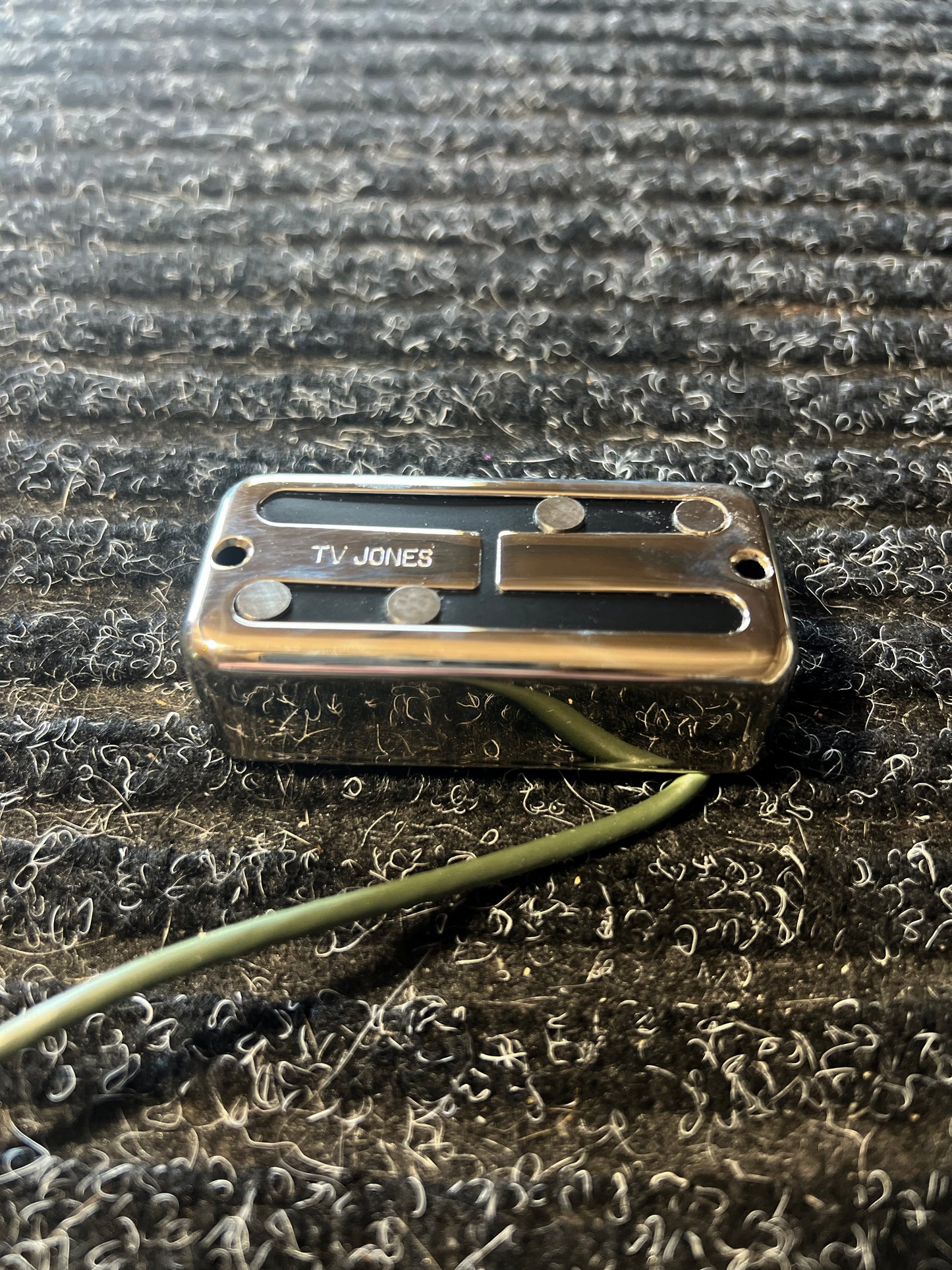 Hope FT 30-Inch Short-Scale Bass with TV Jones Thunder'Mag Pickup and Varitone | $2895 with $500 Deposit to Reserve Build