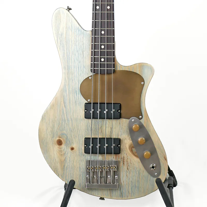 Offbeat Guitars Jackie-O SB2 30-Inch Short-Scale Bass in Faded Blue Jeans on Distressed Pine with Nordstrand Big Single Pickups