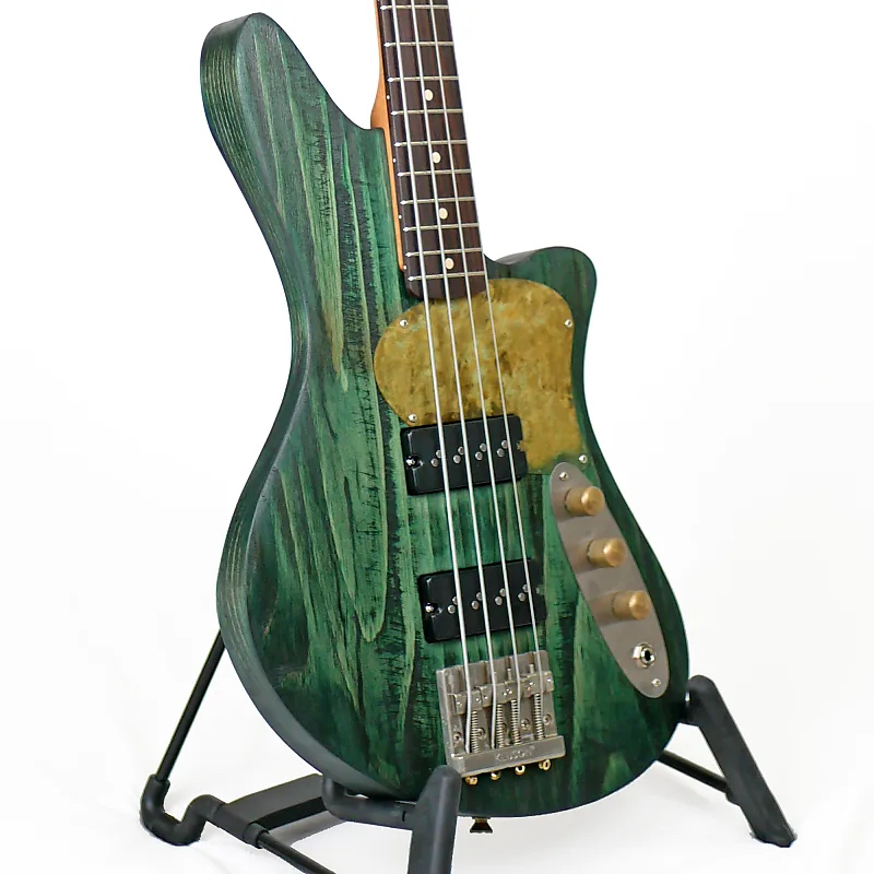 Offbeat Guitars Jacqueline 32-Inch Medium-Scale Bass in Emerald City on Textured Pine with Nordstrand Big Single Pickups