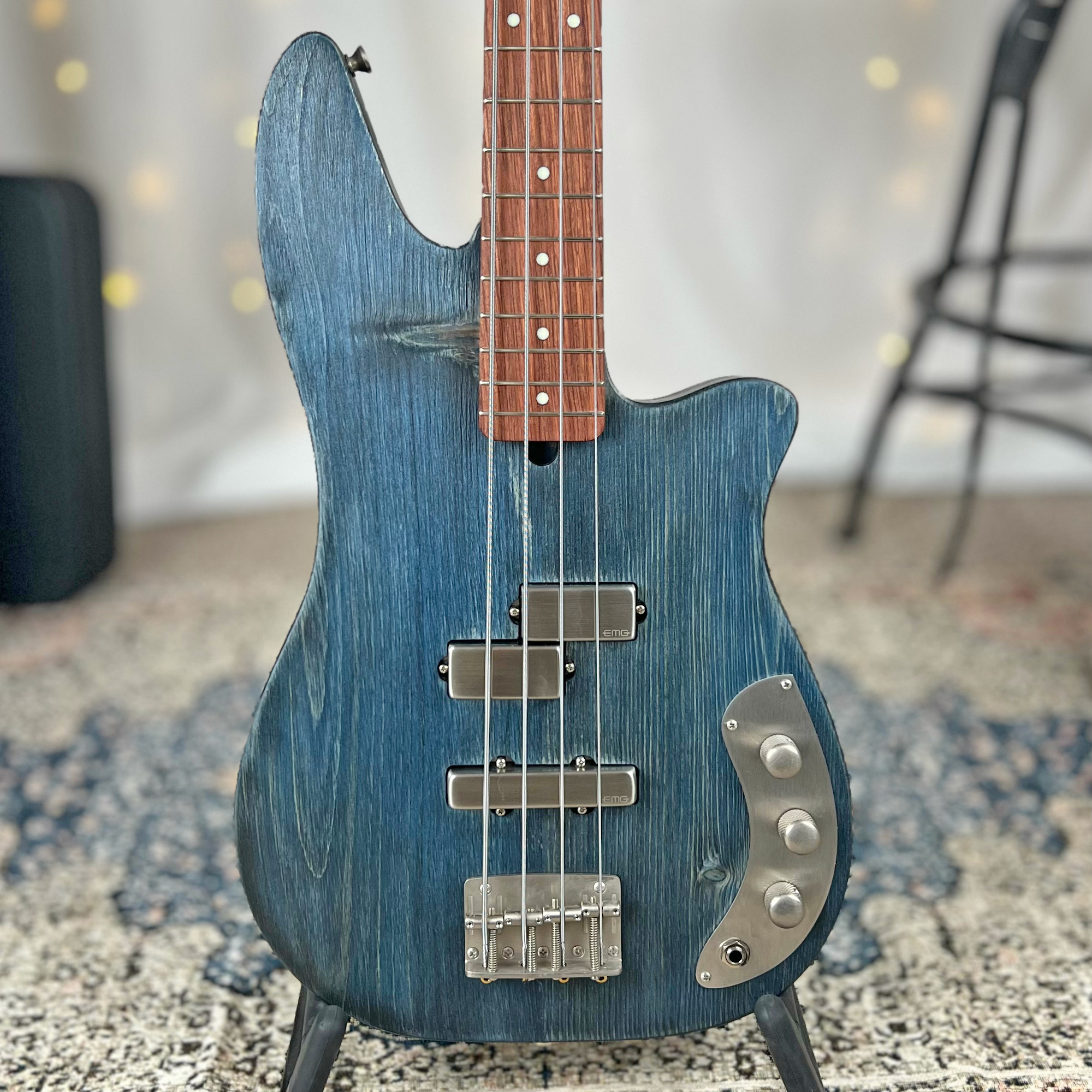 Roxanne PJ 32" Medium-Scale Bass in Blue Steel Pulse on Textured Pine with EMG PJ Pickup Set