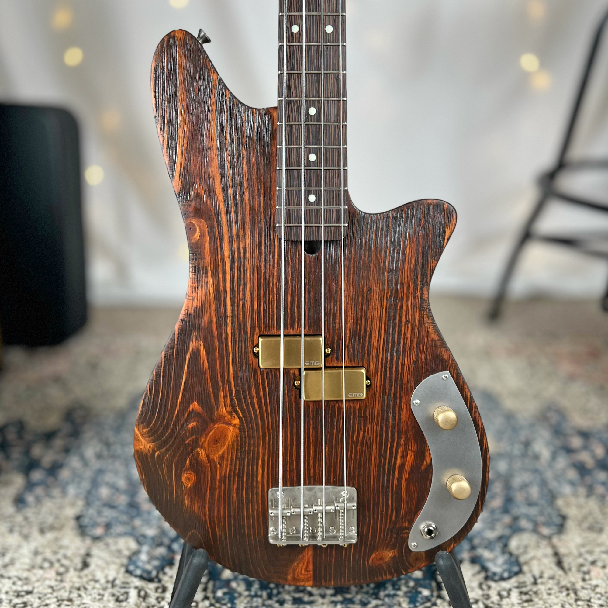 Shelby P 30" Short-Scale Bass in Cinnamon on Distressed Pine with EMG Les Claypool P Pickup