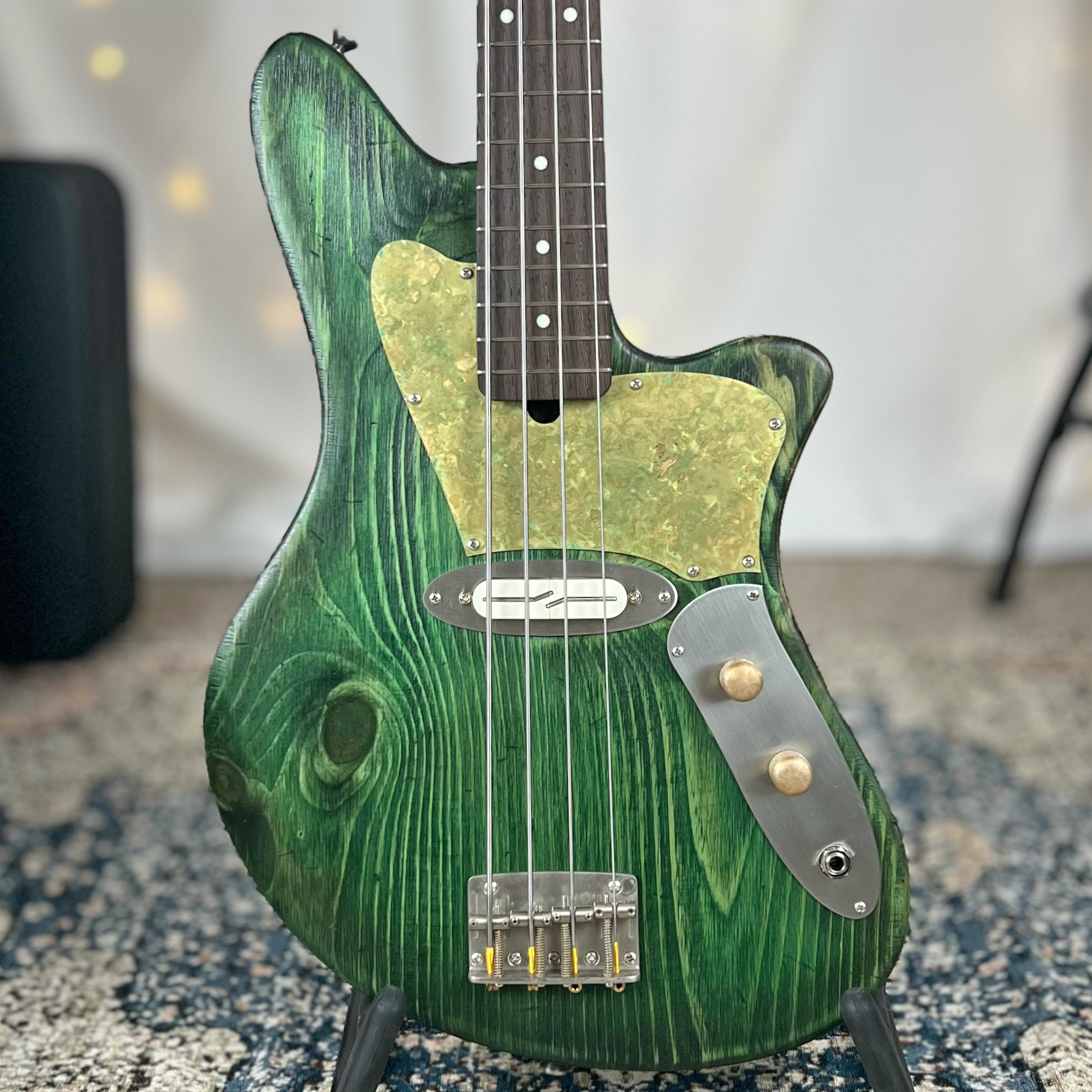 Jackie-O S 30" Short-Scale Bass in Emerald City on Distressed Pine with Fralin Split Blade Strat Pickup